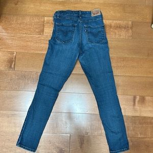 721 Levi’s High Rise Skinny Jeans